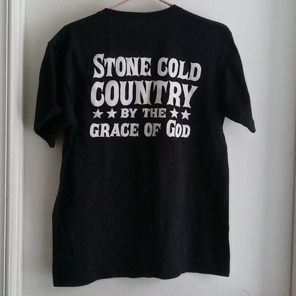 Brantley Gilbert | Cold Country by the Grace of God Tour - Picture 4 of 5